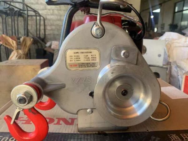Mini Gasoline Powered Winch - Image 3