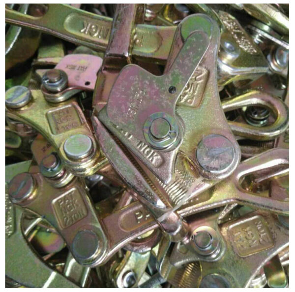 Universal Wire Gripper